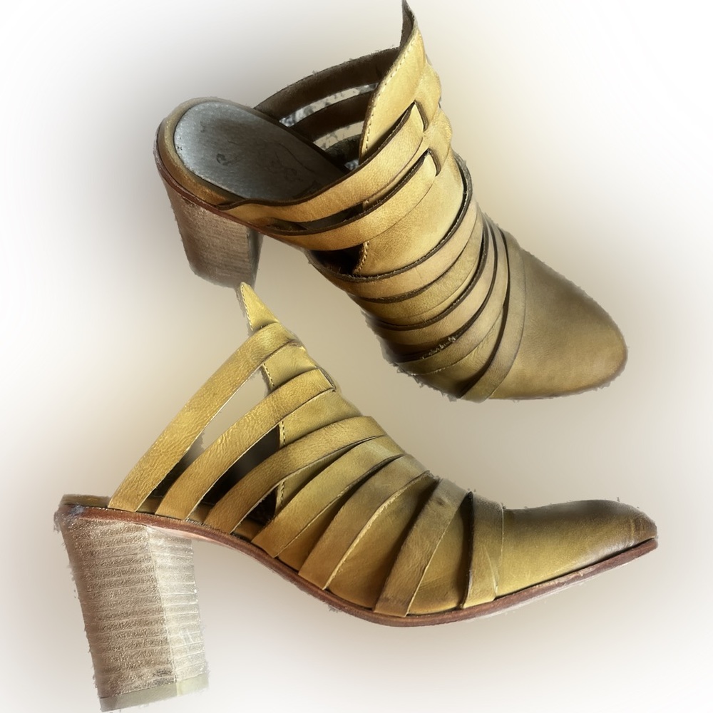 Free people heels - Picture 3 of 10